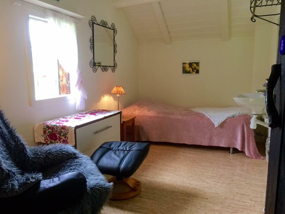 Stora Djuloe Vandrarhem Katrineholm Pokoj fotografie